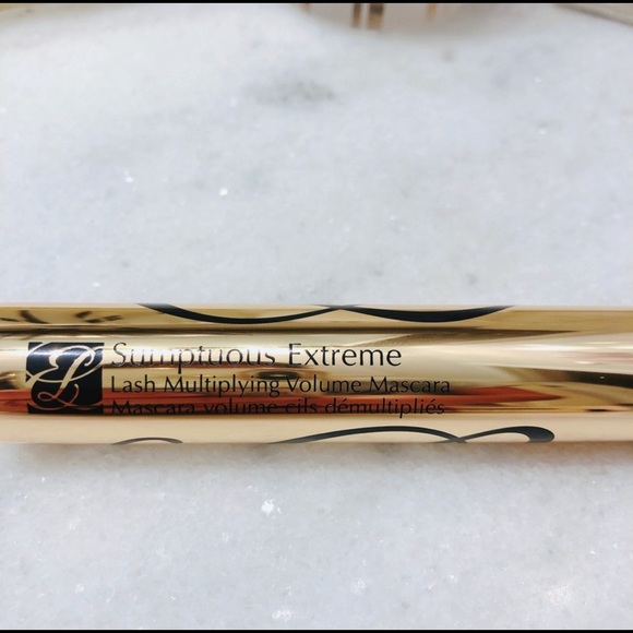 Estée Lauder sumptuous extreme máscara - Picture 2 of 3
